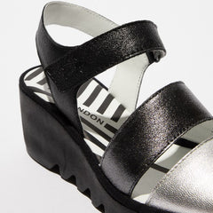 FLY London Πέδιλο Bexy P501575004 Ασημί-Ανθρακί-Μαύρο