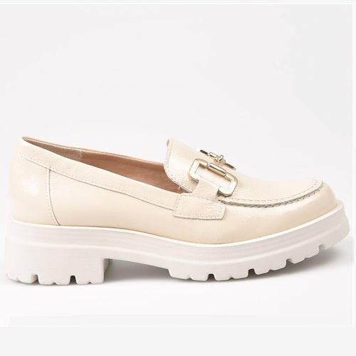 Pitillos Loafer Kate 5651 Μπεζ-Κρεμ Λουστρίνι